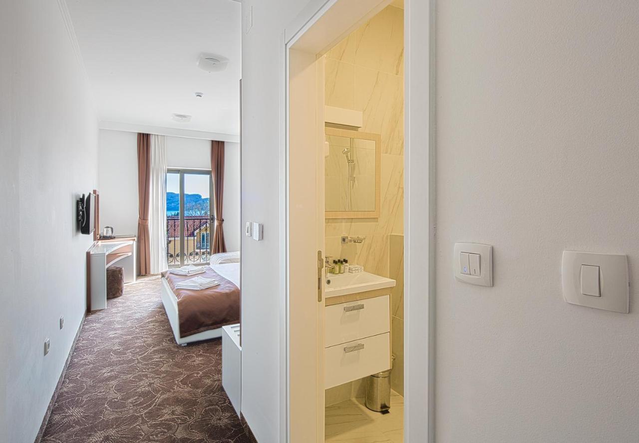 Hotel Pozzo Будва Екстер'єр фото