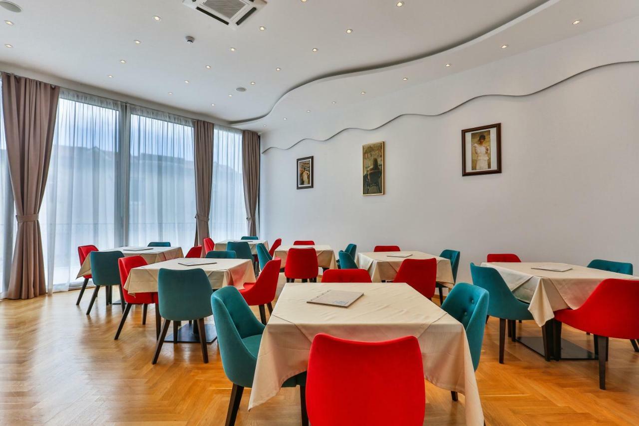 Hotel Pozzo Будва Екстер'єр фото